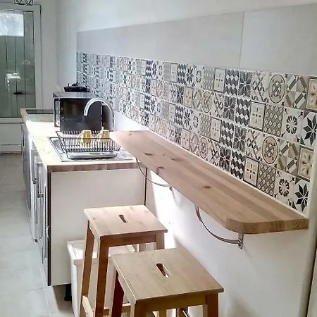 Grand Studio Avec Jardin Et Terrasse Privatifs